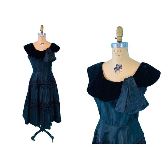 Vintage 40s Evening Gown Womens Small Black Tiered Party Dress Velvet Collar Spo - Picture 2 of 10